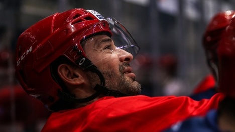 Главный тренер ЦСКА о возвращении легенды «Авангарда» Попова: «Саша считает, что может ещё играть»