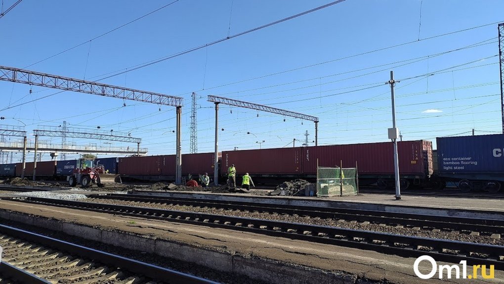 В Омске временно закроют железнодорожный переезд по улице 1-я Путевая