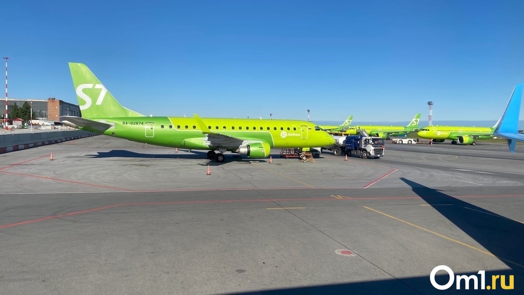 Пассажиру авиарейса «Магадан — Новосибирск» резко стало плохо во время полёта