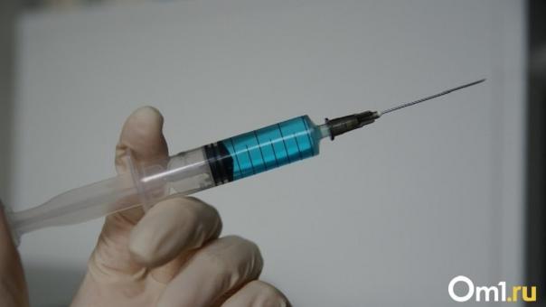 Усомнилась в вакцинации: новосибирского фельдшера вызвали к следователям из-за поста в соцсети