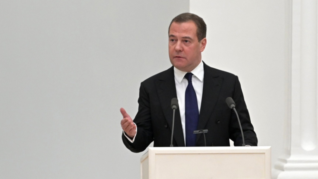 На Украине объявили в розыск бывшего президента России Дмитрия Медведева