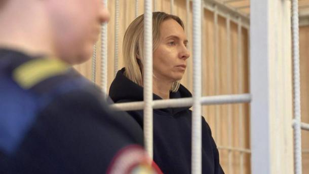 Чиновницу из мэрии Омска, выдавшую разрешение на скандальную стройку, оставили под арестом