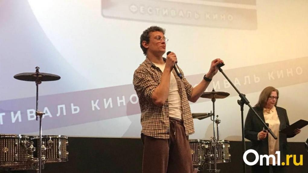 «Здесь не умеют встречать гостей»: Кологривый жестко высказался о новосибирском кинотеатре