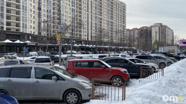 Мэр Новосибирска рассказал о развитии платных парковок в центре города
