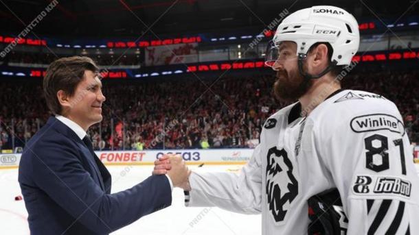 Защитник Артём Блажиевский перешёл в «Авангард»