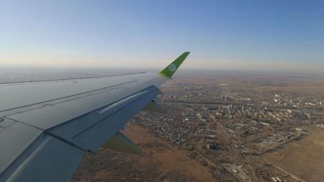 Сильный ветер повредил самолёт S7 Airlines, летевший в Новосибирск