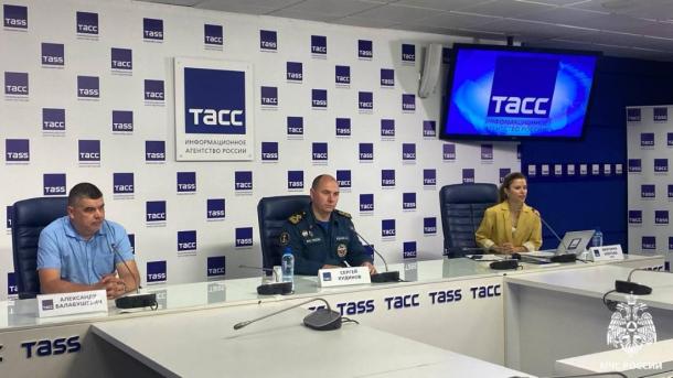 Новосибирск в опасности: почему аномальная жара убивает на воде