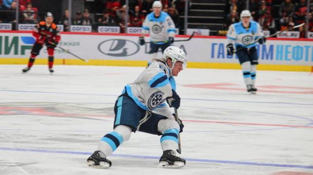 «Цены завышены»: новосибирцы устали от перекупов билетов на матчи ХК «Сибирь»