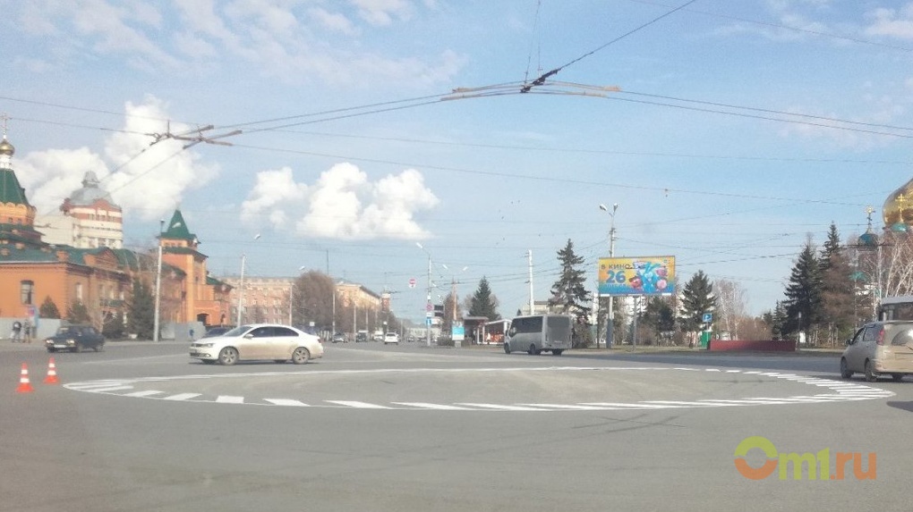 В Омске обновят разметку на 60 участках дорог