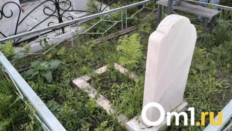 Погибшего в пожаре новосибирца по ошибке похоронили под табличкой с номером