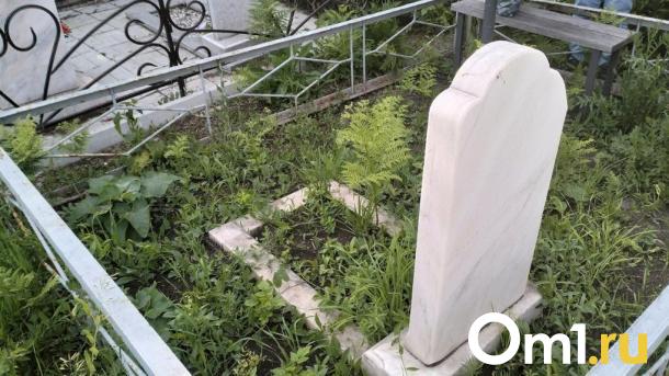 Погибшего в пожаре новосибирца по ошибке похоронили под табличкой с номером