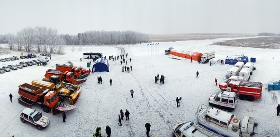 На границе Омской области 150 спасателей устраняли условное ДТП