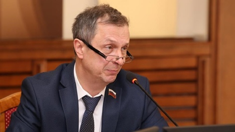 Осторожно – аграрный гигант! В новосибирском Заксобрании обсудят ситуацию с холдингом «Горкунов»