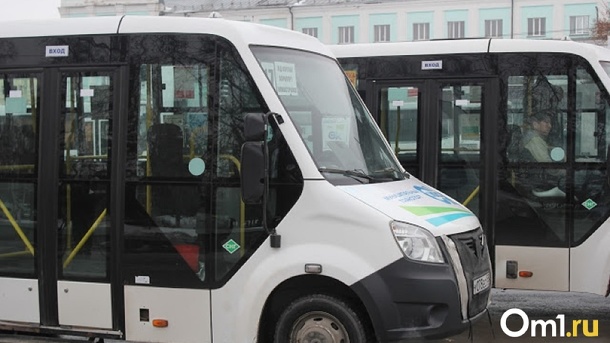 В омских маршрутках появились сложности с безналичной оплатой проезда