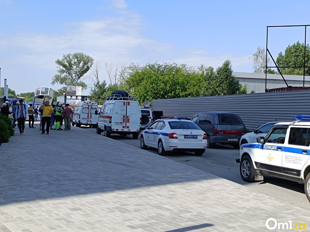 Появились подробности падения крана на стройплощадке ЖК «Европейский берег»  в Новосибирске | 15.06.2023 | Омск - БезФормата