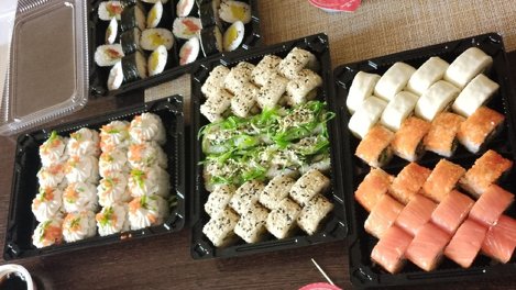 Главный инфекционист предупредила новосибирцев о заражении описторхозом через суши и роллы