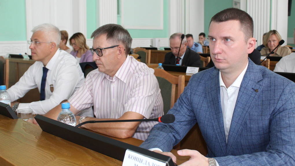 Эксклюзив: Om1.ru публикует список всех девяти будущих глав комитетов Омского городского Совета
