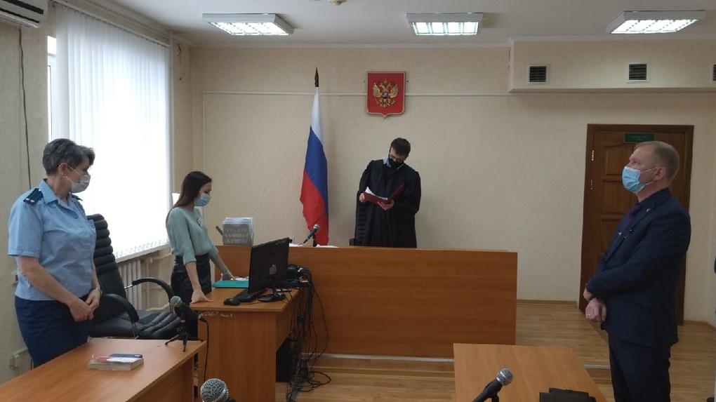 В Омске вынесли приговор бывшему чоповцу за удар дерзкого антимасочника