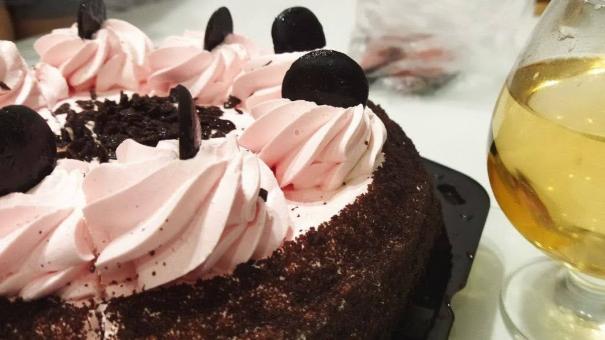 Просто пальчики оближешь! 5 рецептов вкусных и бюджетных тортов на праздники с семьёй