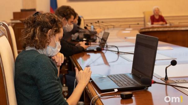 Более половины новосибирцев поддержали идею введения 4-дневной рабочей недели