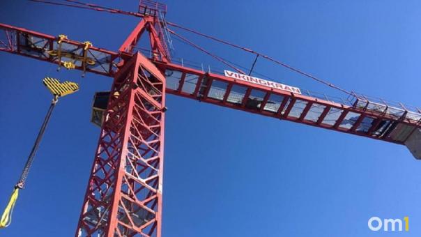 На круглосуточную охрану недостроя в центре Омска потратят более 2,5 миллионов рублей