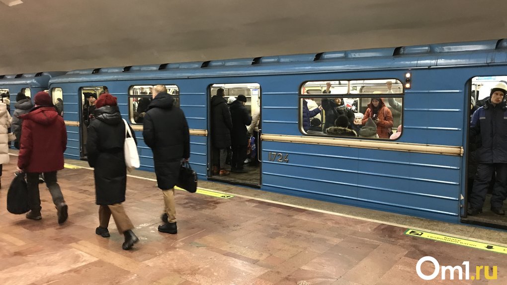 В Новосибирском метро произошёл сбой при оплате проезда картой