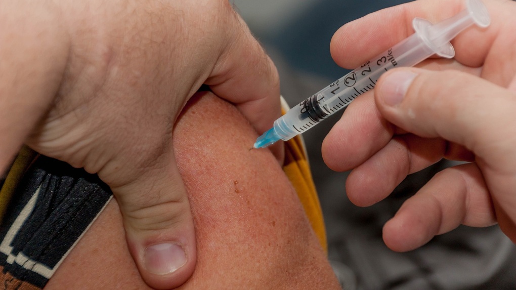 Власти назвали сроки начала вакцинации против гриппа в Новосибирской области