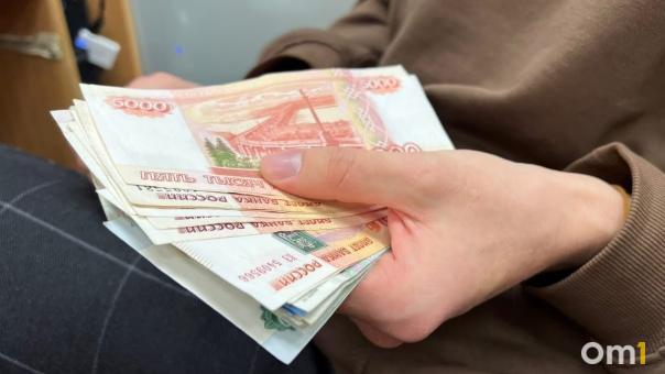 Стало известно, кому из омичей проще найти работу