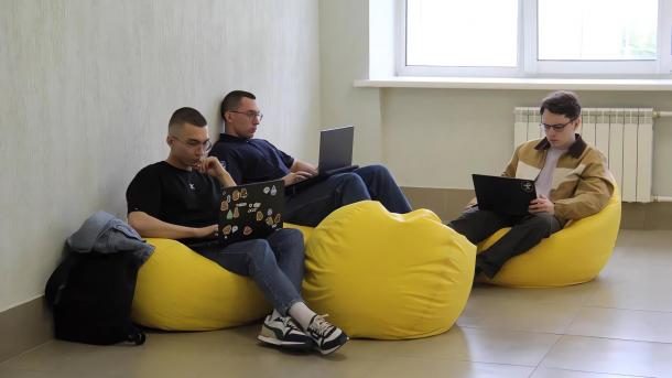 ОмГТУ запускает новый Центр для подготовки IT-специалистов в Омской области