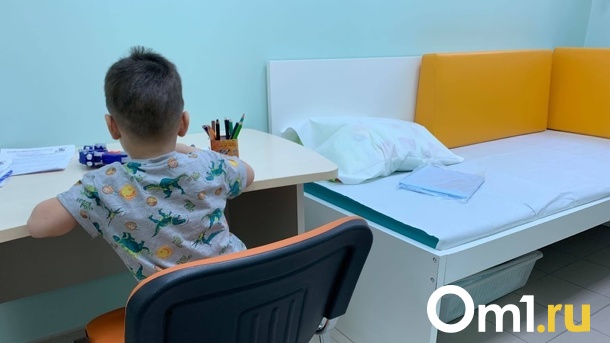 Из омской больницы уволилась главврач, руководившая ей 36 лет