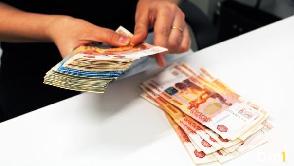 В Омске на предприятии открыли вакансии с зарплатой до 250 тысяч рублей