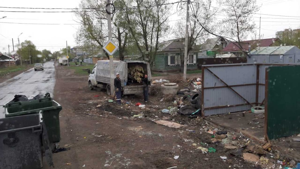 В Омске ужесточат ответственность для юрлиц, не имеющих законных договоров на мусор
