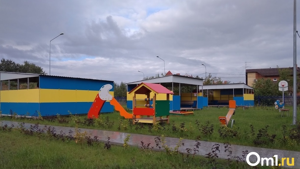 В омских детских садах установят теневые навесы за 7,5 миллиона рублей