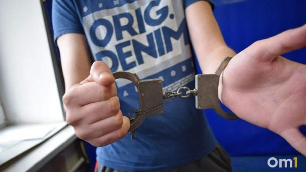 15-летний задержан в Новосибирске: смертельный удар в драке с 16-летним