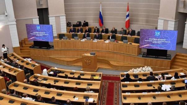 Виталий Хоценко провёл заседание по развитию социальной сферы в регионе