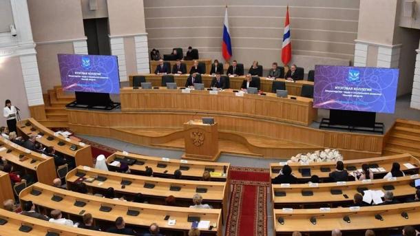 Виталий Хоценко провёл заседание по развитию социальной сферы в регионе