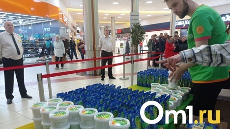 Тонна картошки и 8500 яиц: раскрыт рецепт гигантского салата «Оливье» в Новосибирске