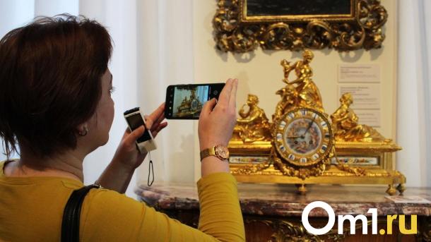 Семьи бойцов СВО получат льготы на посещение учреждений культуры в Новосибирске