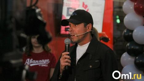 Пять лет успеха подошли к концу: почему Александр Крылов покинул омский «Авангард» и кто займёт его место