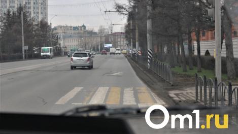 Разметка на омских дорогах появится в конце апреля