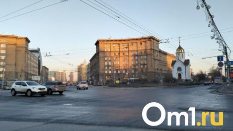 Новосибирск взрывается эмоциями: Stand-Up, театр, музыка и фестиваль красок ждут вас на выходных