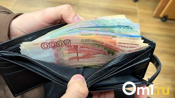 В Омской области ищут врачей на зарплату до 200 тысяч рублей