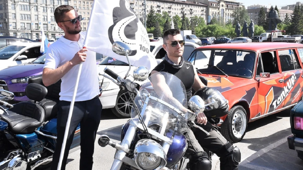 Автопробег в честь 100-летия Чуйского тракта начался в Новосибирске