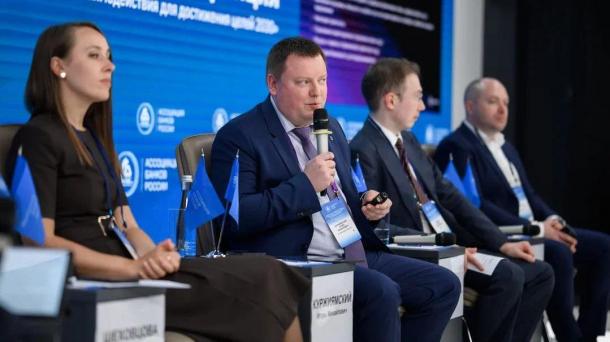 Финансовое просвещение — основа заботы о человеке от НОВИКОМа