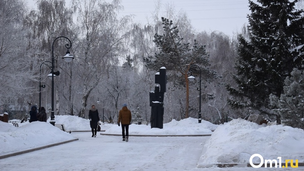 Температура воздуха в Омске с утра достигла отметки -27