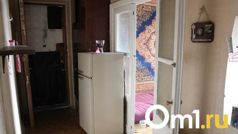 Проломил грудину и сломал плечо: в Омске сын-уголовник жестоко избил мать