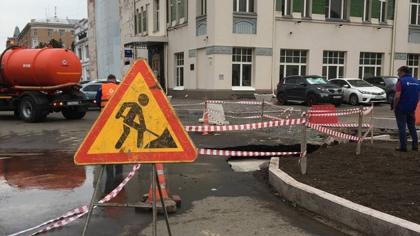 На выходных центр Омска останется без воды. Адреса