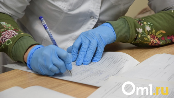 В Новосибирске школы составляют списки учеников на вакцинацию от COVID-19