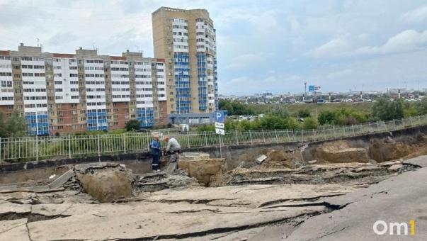 Омские суды обязали застройщика дома на 3-й Енисейской возвести подпорную стену
