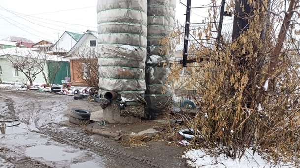 «Муж и брат искали всю ночь»: жена мобилизованного о том, как ночевала в грязной яме в Омске